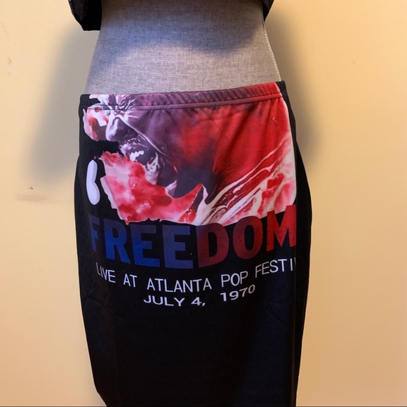 SOLD - Two piece set - Crop top and skirt 2xl - Jimi Hendrix - Picture 5 of 7